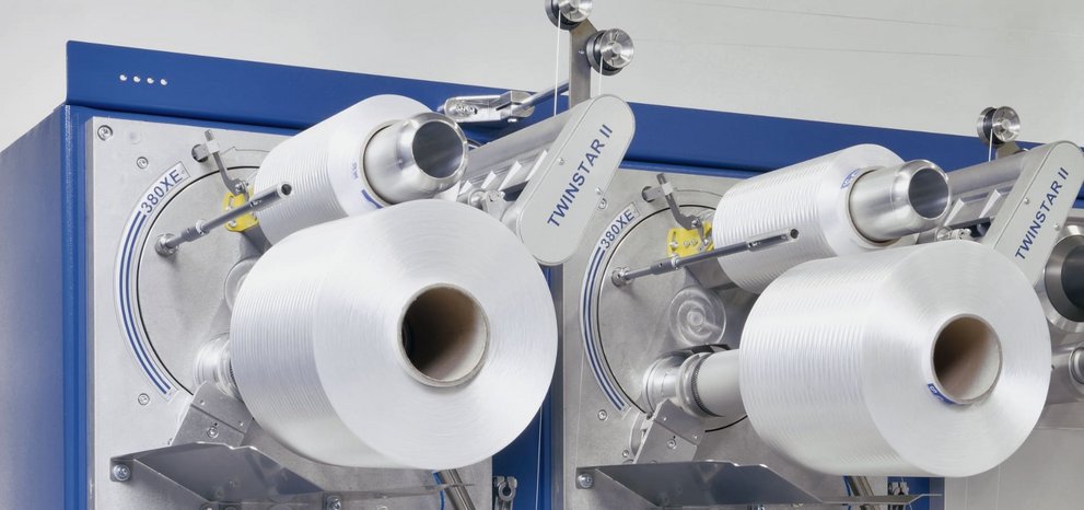 Sur les machines à changement automatique de tubes, SAHM utilise des roulements à section mince et des guidages linéaires Franke