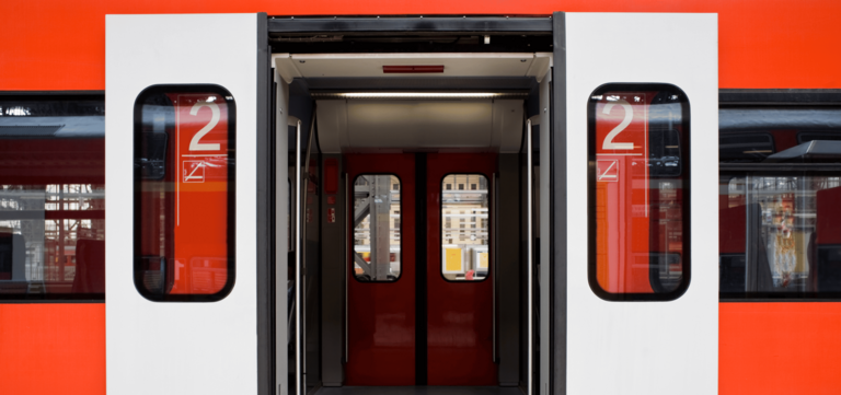 Linearführungen in Waggontüren